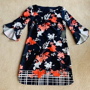 Navy Vince Camuto dress never worn!